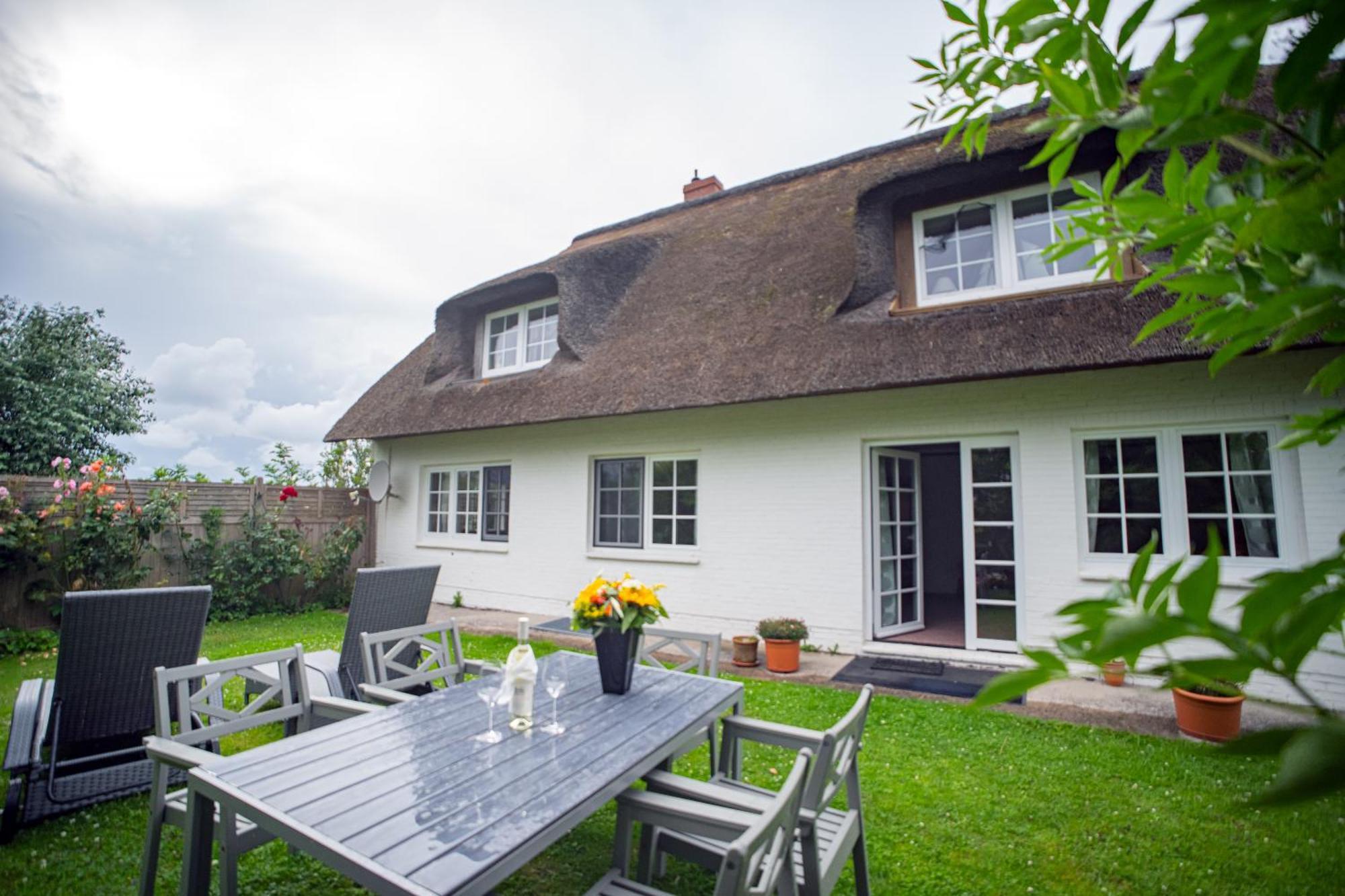 Apartamento Haus Am Leuchtturm Pellworm Exterior foto